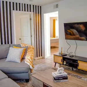 https://serengeti.nashville-hotels.org